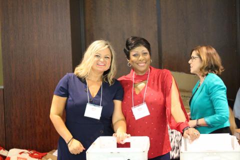 018 Registration Jennifer Holton & Beverly Philpot.jpg 018 Registration Jennifer Holton & Beverly Philpot.jpg