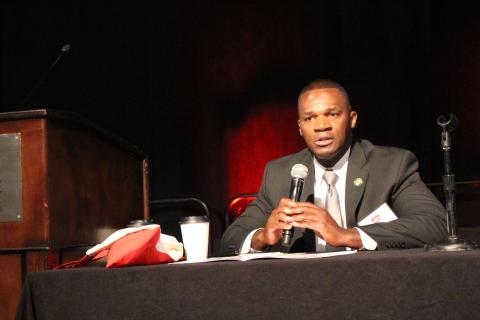 041 Calvin Williams.jpg 041 Calvin Williams.jpg